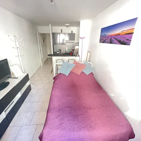 Small Apartamento